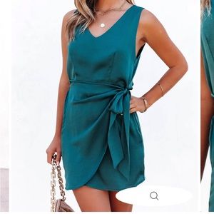 Vici Womens Green Cocktail Dress